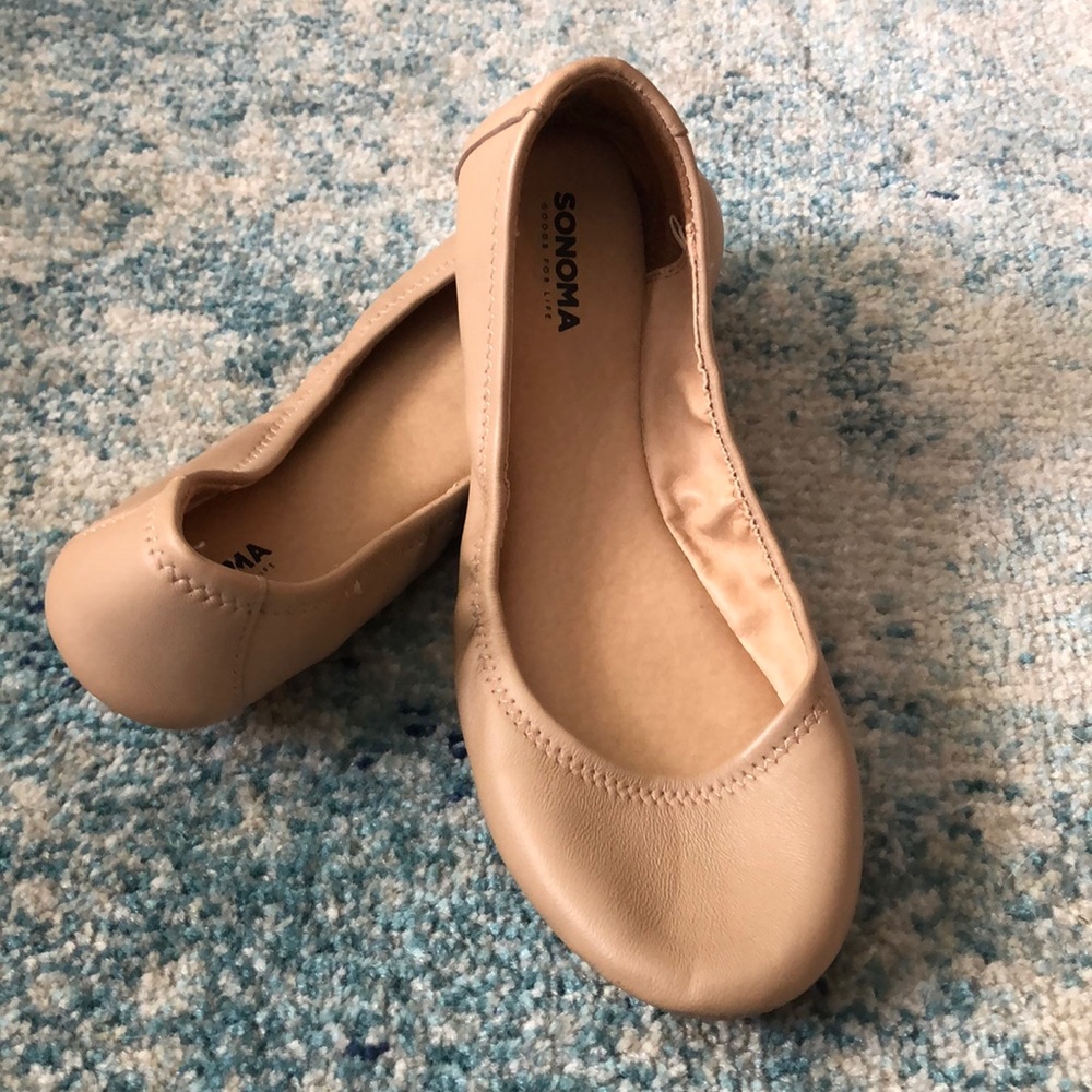 Nude Flats